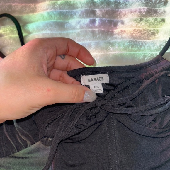 Garage Top - Picture 2 of 2